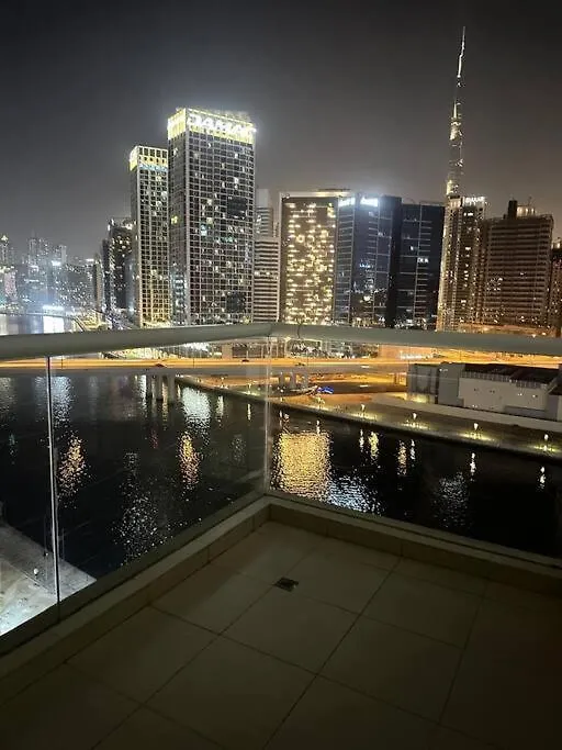 Urban Cozy 1Br Apartment With Canal View - Free Parking Dubai