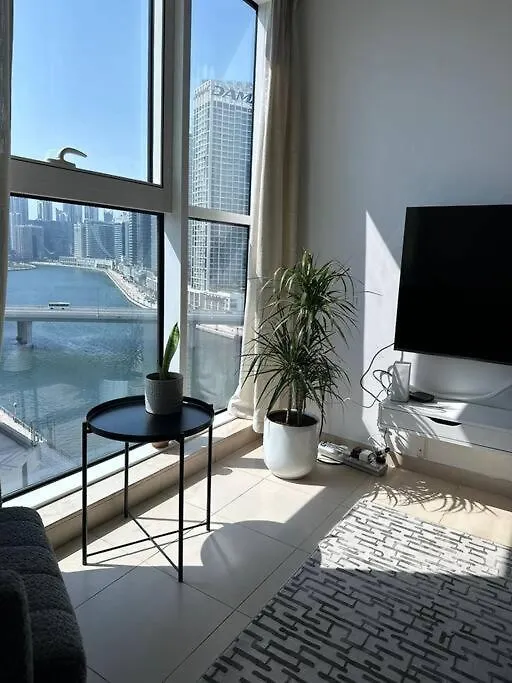 Urban Cozy 1Br Apartment With Canal View - Free Parking Dubai 0*,